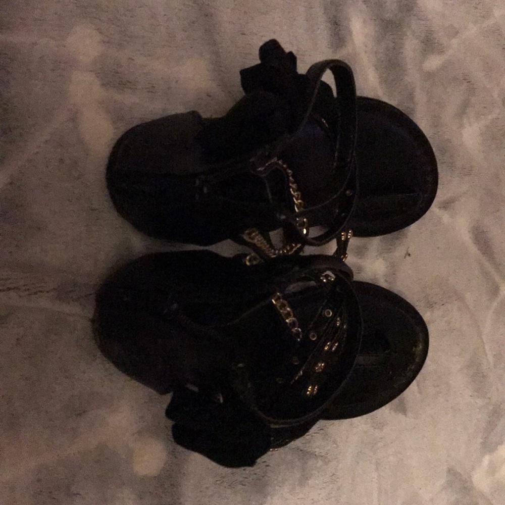 Flip flops - Picture 3 of 4